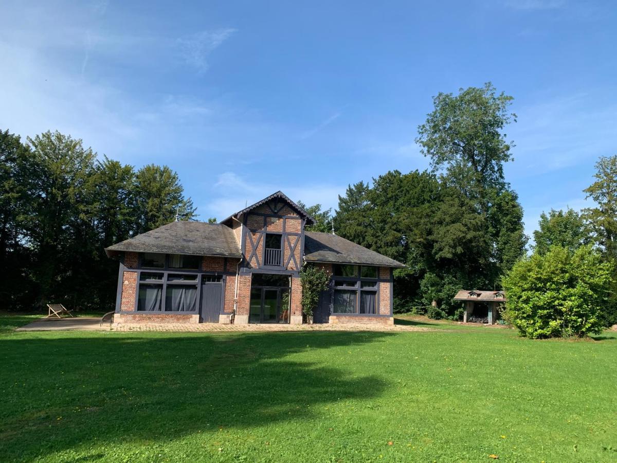 Le Gite Du Chateau Bertreville-Saint-Ouen Exteriör bild